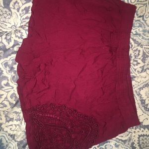 Velvet lace shorts